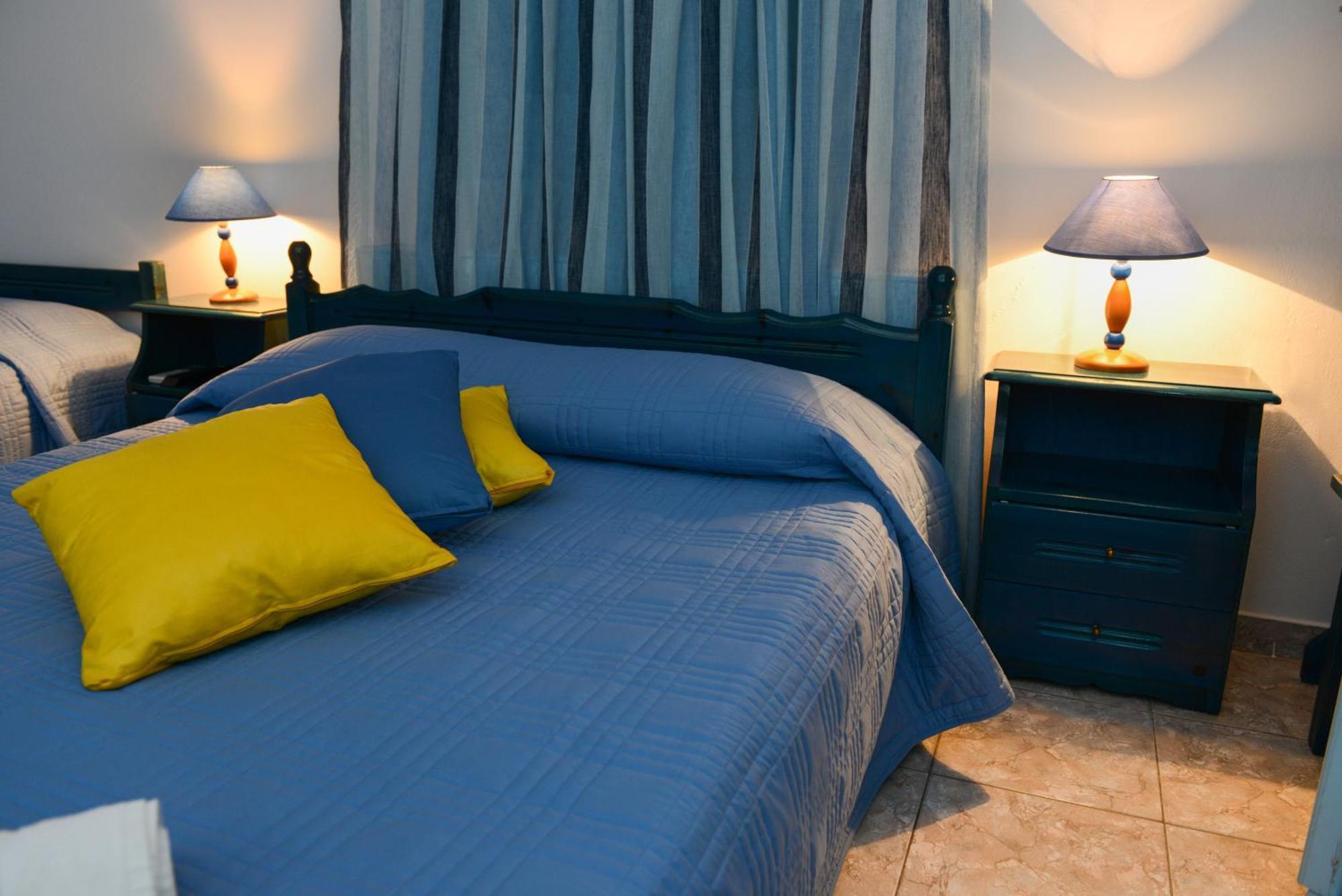 Hotel Dina - Ξενοδοχείο Ντινα Plati  Habitación foto